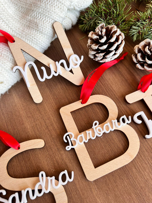 Pendente de Natal com Letra e Nome Personalizados