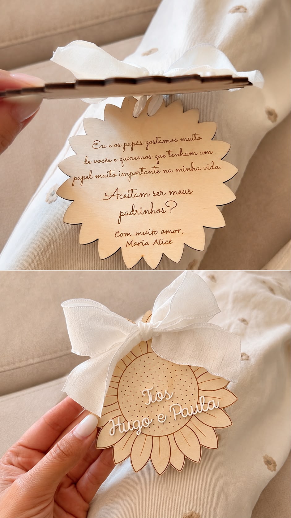 Convite personalizado para padrinhos em formato de girassol de madeira com nomes em acrílico branco e abertura surpresa.
